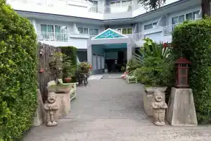 Отель «Baan Suksiri», Хуахин