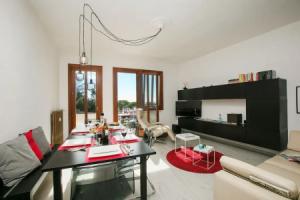 Appartament Spiaggia Azzurro Lake View, Тосколано-Мадерно
