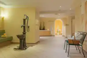 Hotel «Luggi», Гальтюр