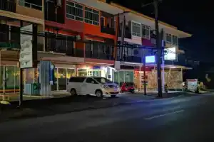 Check In Hostel at Naiyang Beach, Най Янг