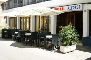 Hostal «Alfonso», Кала-Раджада