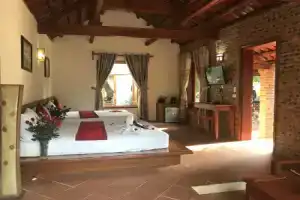 Chez Loan Hotel, Нинь Бинь
