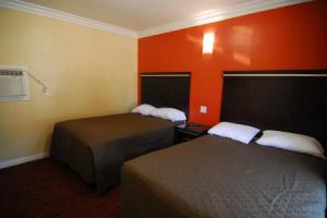 Studio City Inn, Лос-Анджелес