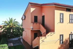 Apartment on Costa Rei Near White Beaches, Monte Nai