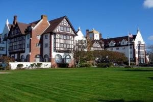Отель «Montauk Manor», Монток