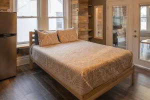 Rustic Riverfront Retreat, Харрисбург
