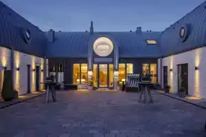 Hotel «Strand am Königshafen», Лист