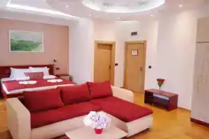 Hotel «Kutko», Панчево