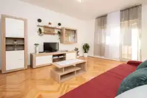 Apartment Šime Rimini 14783, Бродарица