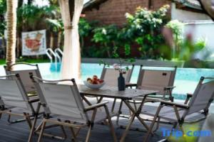 Lijiang South No.5 Homestay (Sanyi International Airport), Лицзян