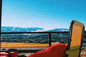 Panorama Mgzavrebi 34, Бакуриани