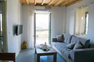 Traditional suites in Chora Kythnos #4, Китнос
