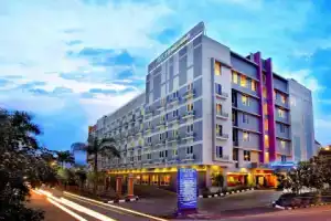 Royal Palm Hotel & Conference Center Cengkareng, Джакарта