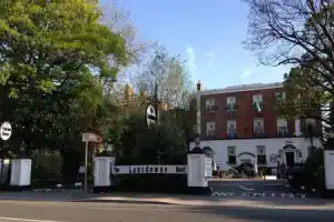 The Lansdowne Hotel, Дублин