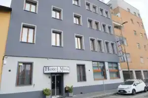Hotel «Mistral», Милан