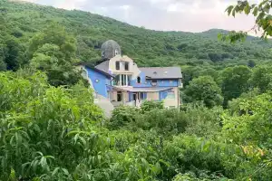 Широкая Щель - Гостиницы