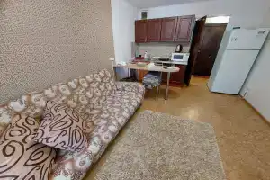 Квартира с балконом около ТЦ Колумб, Тюмень