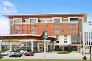 Days Hotel By Wyndham Baku, Баку