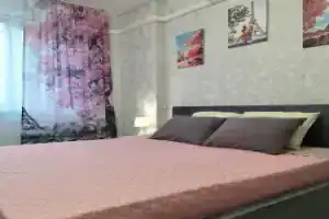 Квартира Уютная у гипермаркета Глобус быстрый выезд на М-10, Тверь