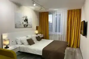 Апартаменты на Аделя Кутуя 100, Казань