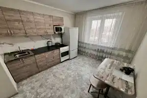 Апартаменты Сутки Как Дома на Крупской 93A, Минусинск