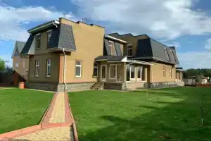 Дом с большим бассейном в Домодедовском районе