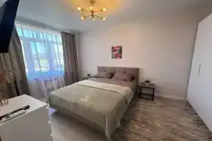 Квартира с Бacсeйнoм в ЖК Кипарис 301, Сукко