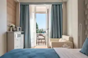 Апартаменты Red Apartments Либерти Флай Либерти, Адлер