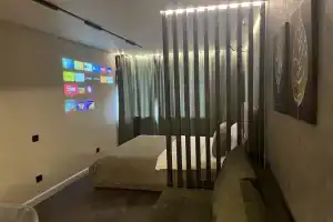 Апартаменты с проектором в комплексе с бассейном