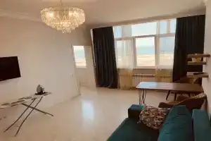 Квартира у моря, Махачкала