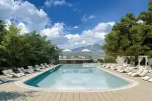 Квартира видовая с бассеном, Алушта