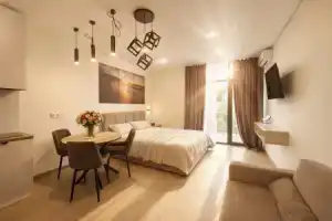 Апартаменты LS-Art Dream Vacation с видом на горы 5 этаж, Алушта