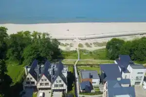Апартаменты Амбер хаус, Янтарный