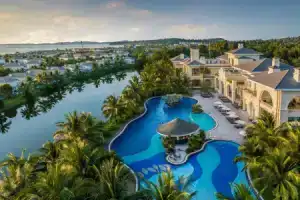 Отель «VinOasis Phu Quoc (Unlimited Access to Water Park)», Остров Фукуок