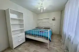 Апартаменты Двухкомнатные рядом с Метро Молодежная, Москва