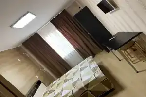 Квартира Пятикомнатная на 14 человек, Каменск-Шахтинский