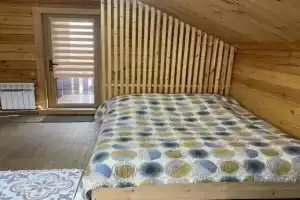 Частный дом студия Kedrov_Mанжеpок, Озёрное