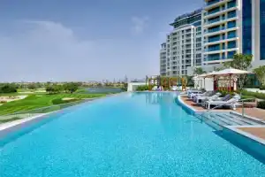 Отель «Vida Emirates Hills», Дубай