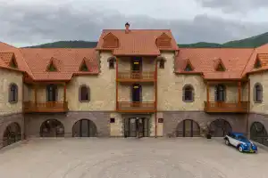 Old Ijevan Boutique Hotel, Иджеван
