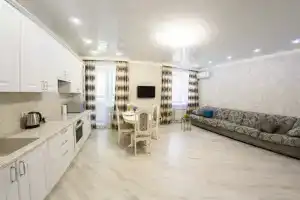 Квартира на Серебряном берегу, Омск