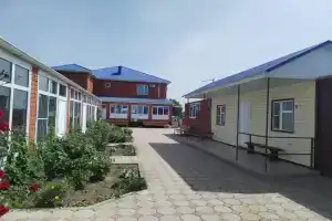 Меблированные комнаты Четыре сезона, Пересыпь