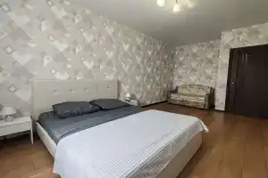 Квартира Новомосковская, Тула