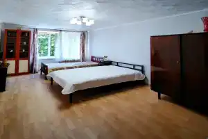Квартира в районе метро Лесная