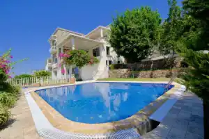 Villa Bodrum Yalıkavak Private Pool 4+1, Ялыкавак