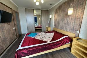 Квартира 1комнатная квартира улица Фабричная,9, Тюмень