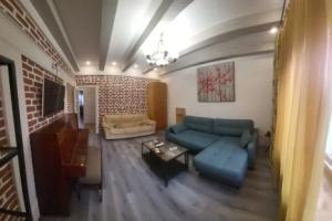 Апартаменты Логово Румс Четырёхкомнатные, Мурманск