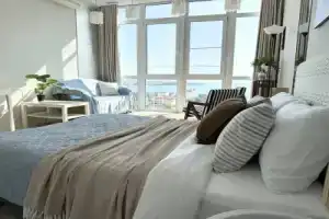 Квартира Морской бриз и панорама бухты, Геленджик
