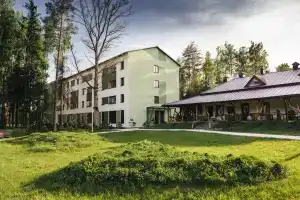 Green Park Hotel Airport Minsk, Смольница
