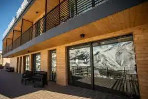 Hotel grand view kazbegi, Казбеги