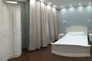 Квартира Однокомнатна в Райoне Дeльфинaрия